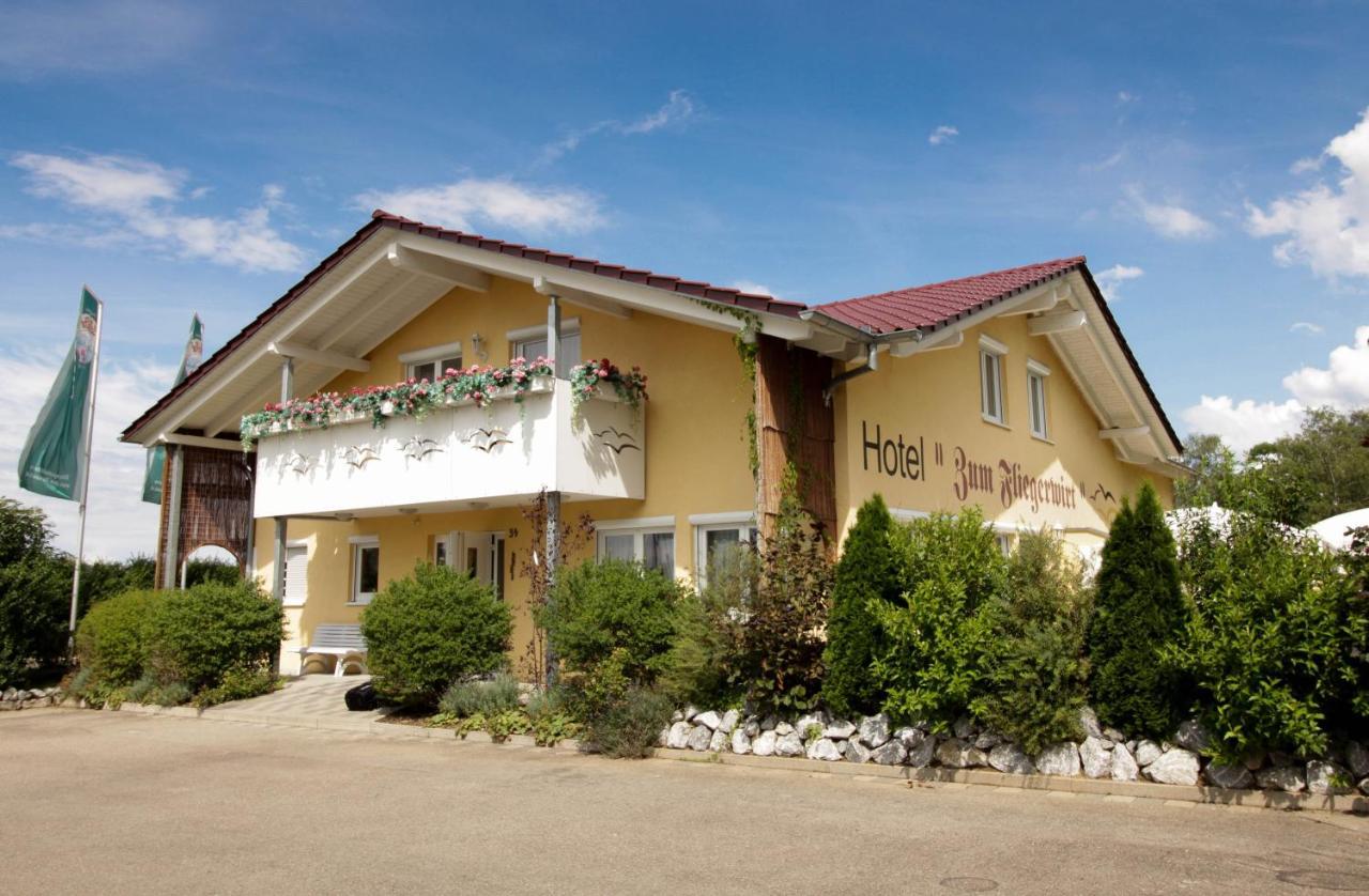 Hotel Zum Fliegerwirt Mengen Exterior foto